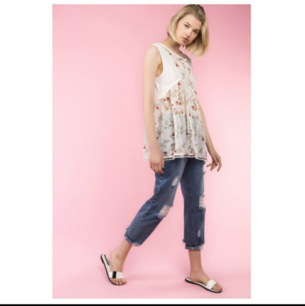 POL Plus One Spring flloral babydoll woven sheer layered top - Picture 7 of 9